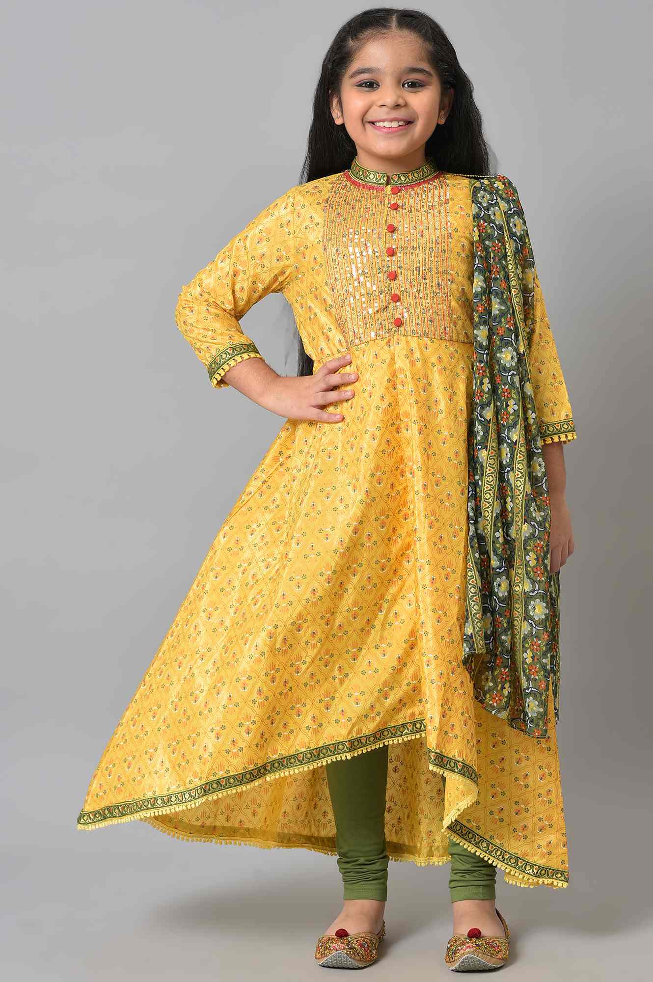 Girls Yellow Sequined kurta With Green Tights And Dupatta