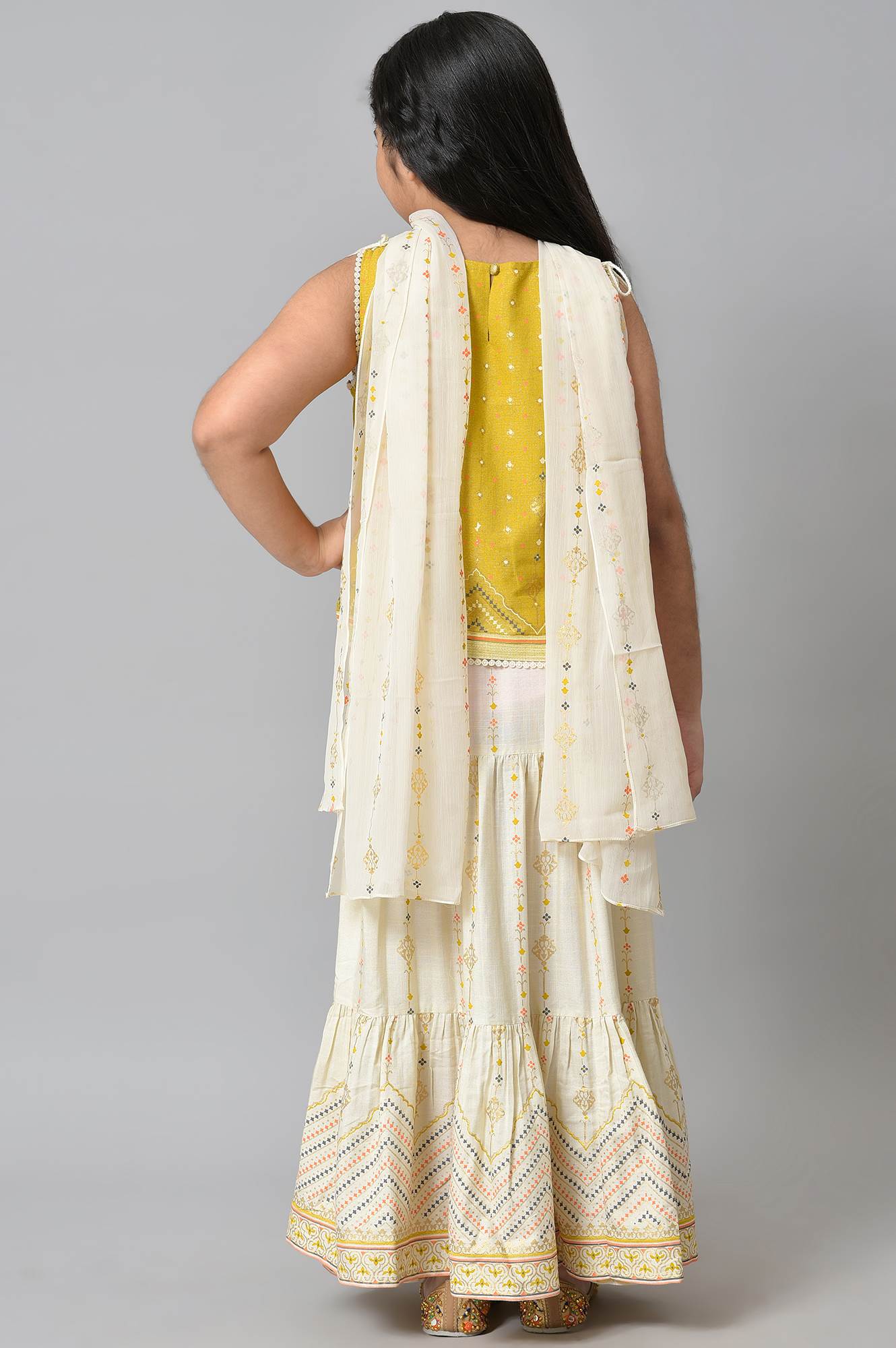 Girls Yellow Printed Sleeveless Top With White Printed Skirt And Dupatta