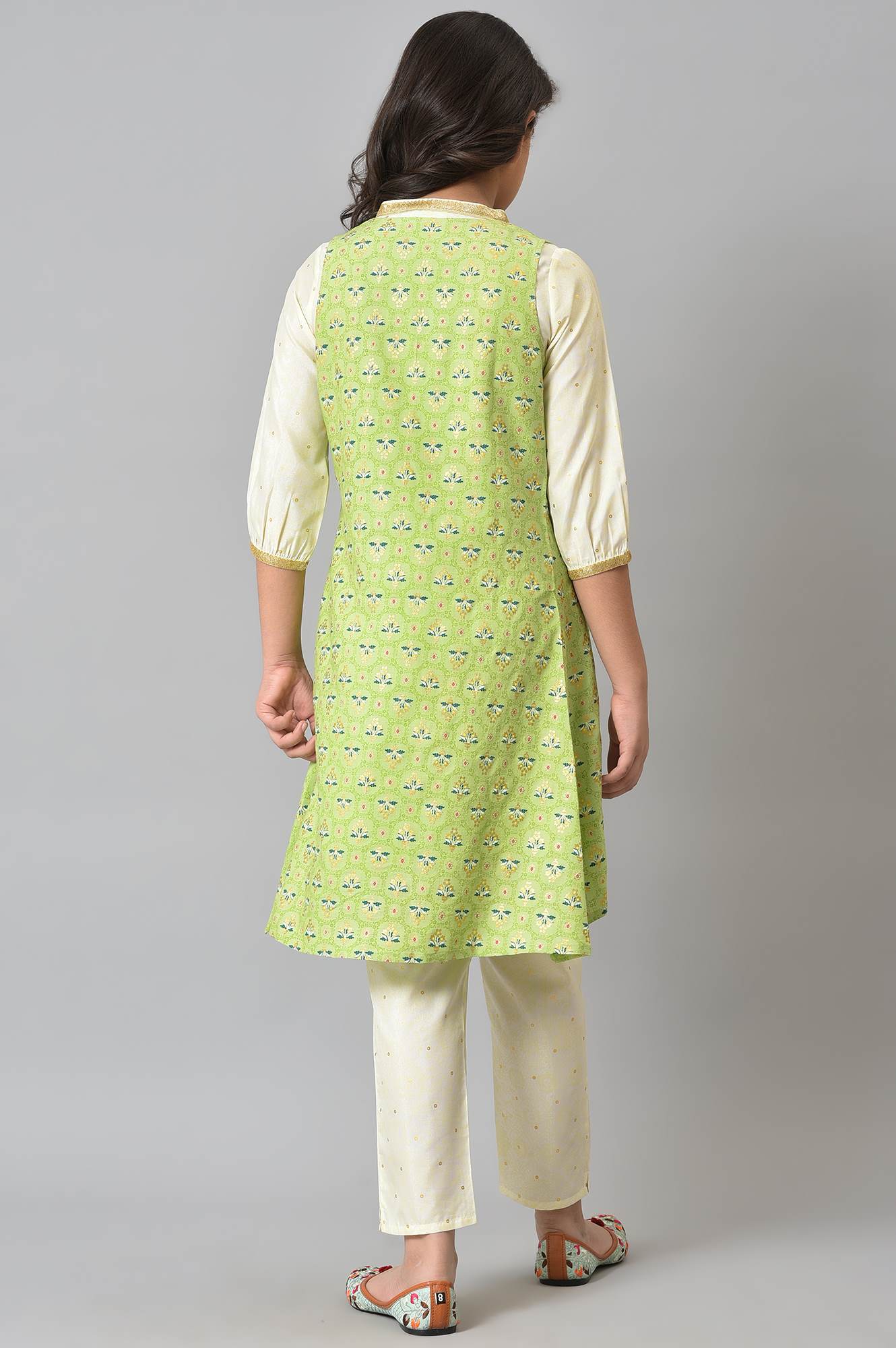 Girls Green Embellished Gillet With Natural kurta And Trousers