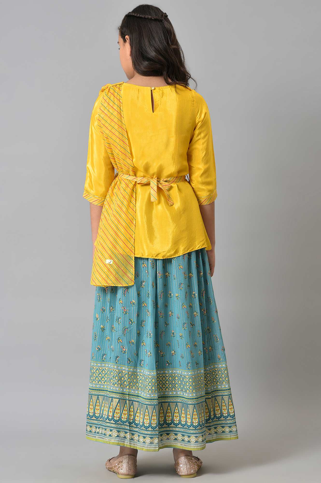 Girls Yellow Embroidered kurta With Printed Green Skirt And Dupatta