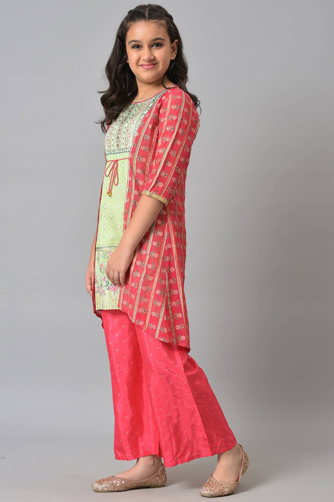 Girls LIVA Pink Printed Gillet with Green Inner kurta and Pink Trousers Set