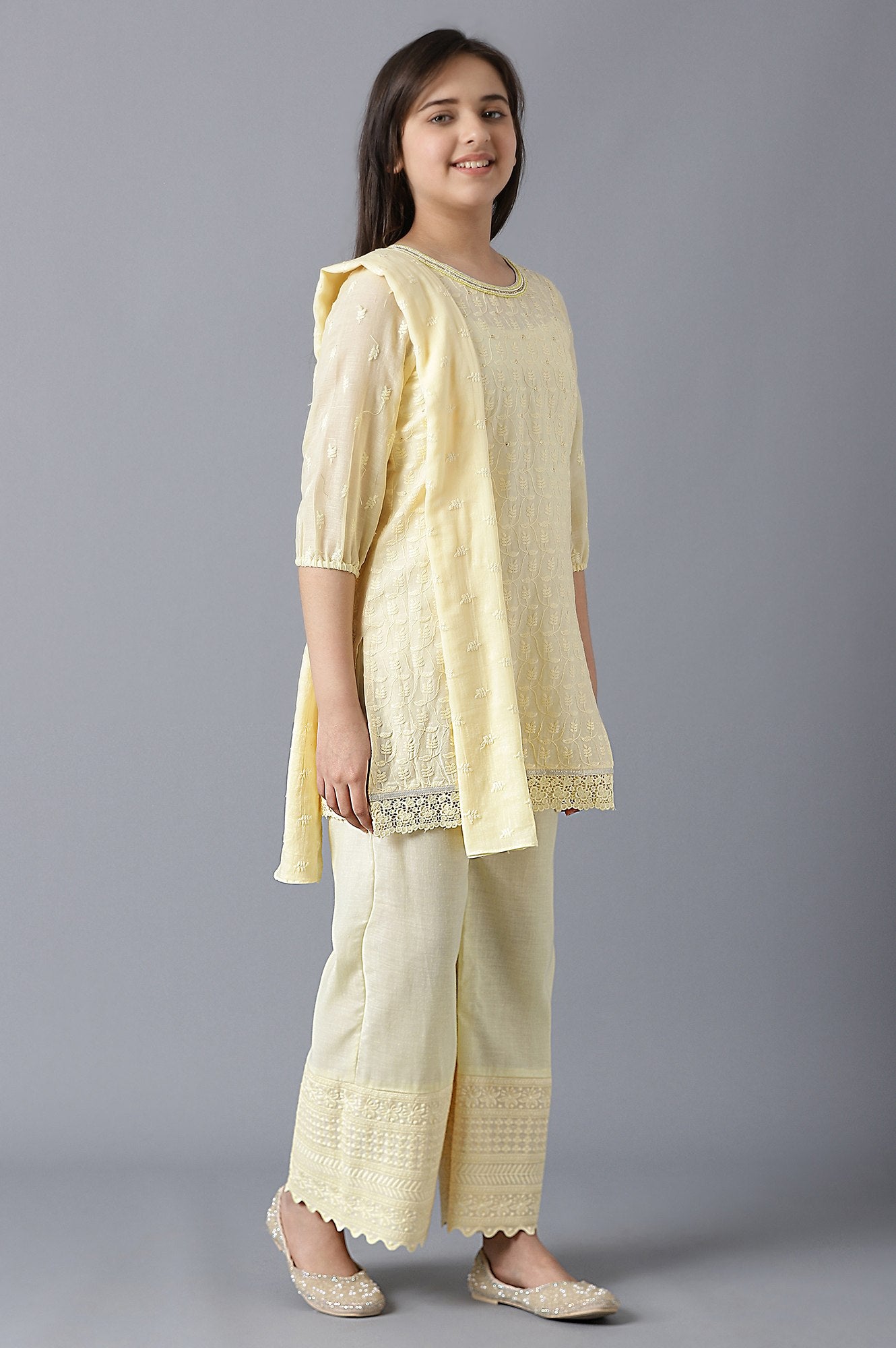 Girls Light Yellow Cotton Schiffli Straight kurta With Palazzo