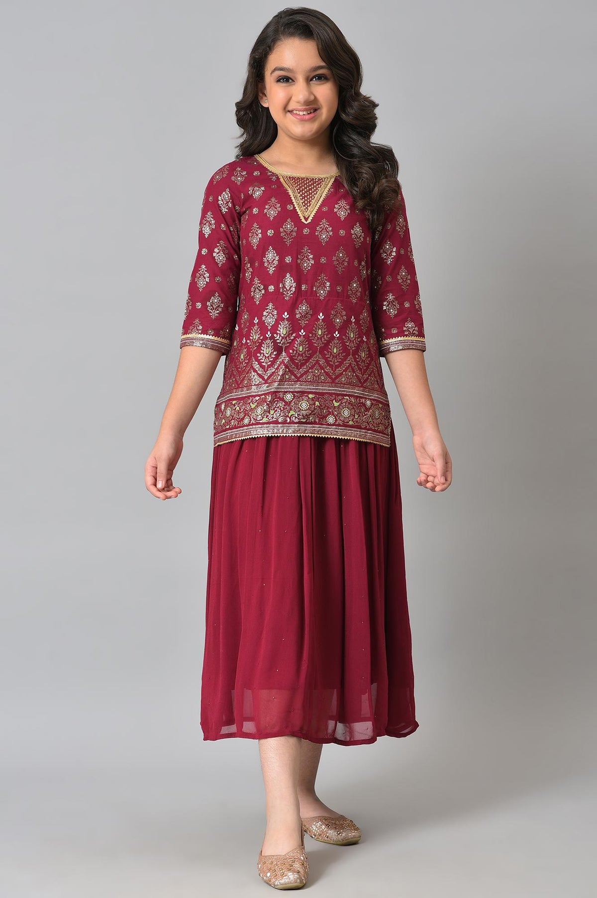Girls Pink Embroidered Festive Dress With Green Dupatta - 14-15