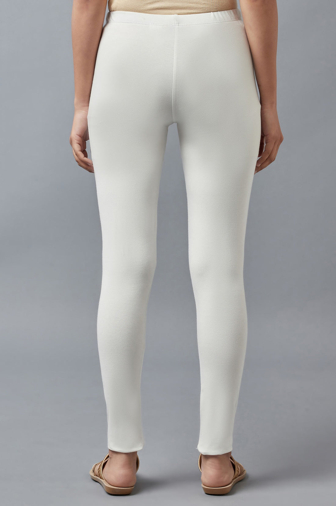 Off- White Solid Tights