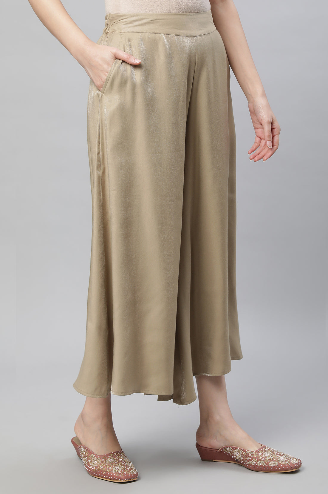 Gold Solid Flared Rayon Culottes With Slip On Closure