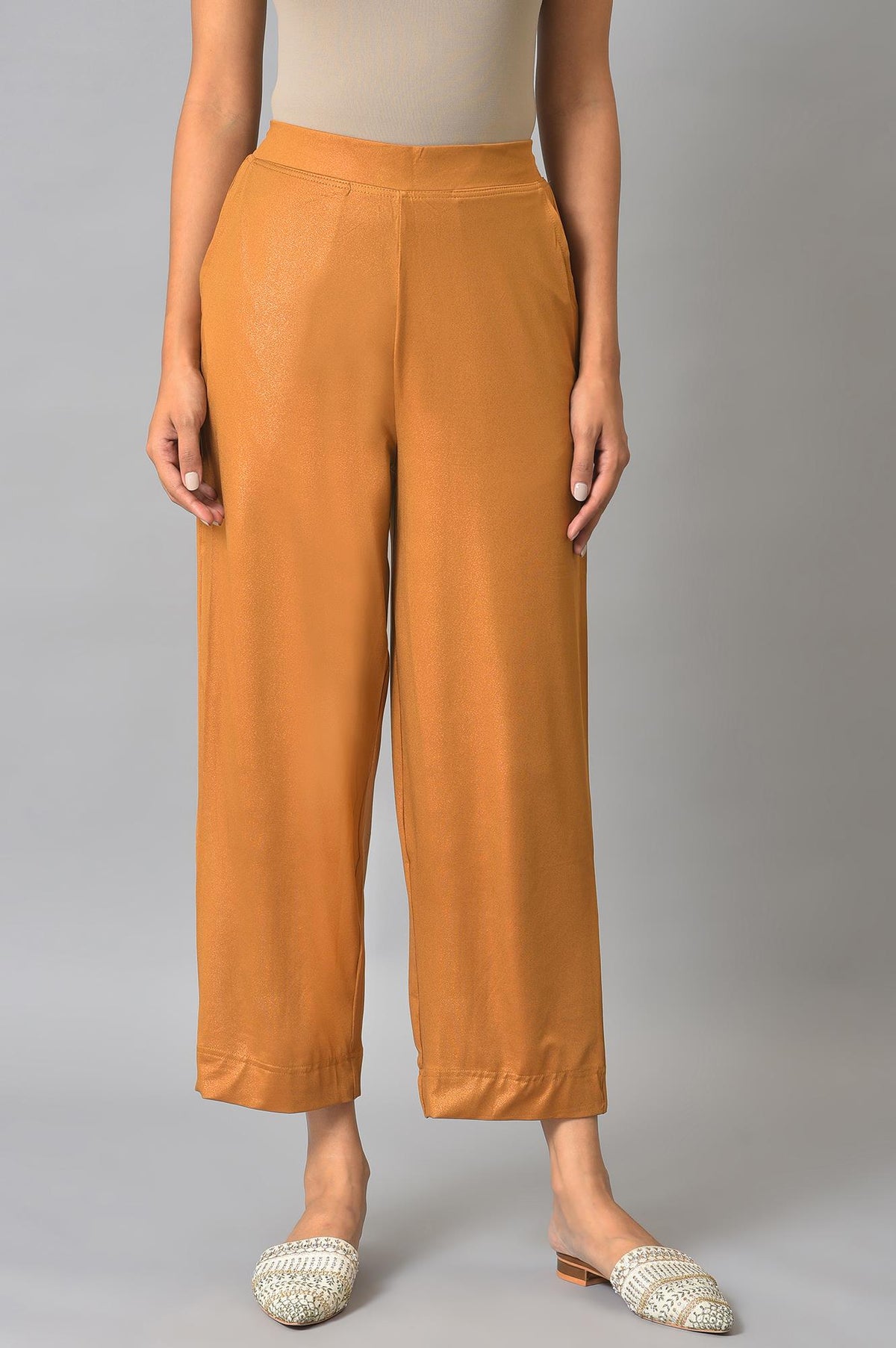 Elleven Women's Brown Solid Straight Fit Palazzo With Slip On Closure - M