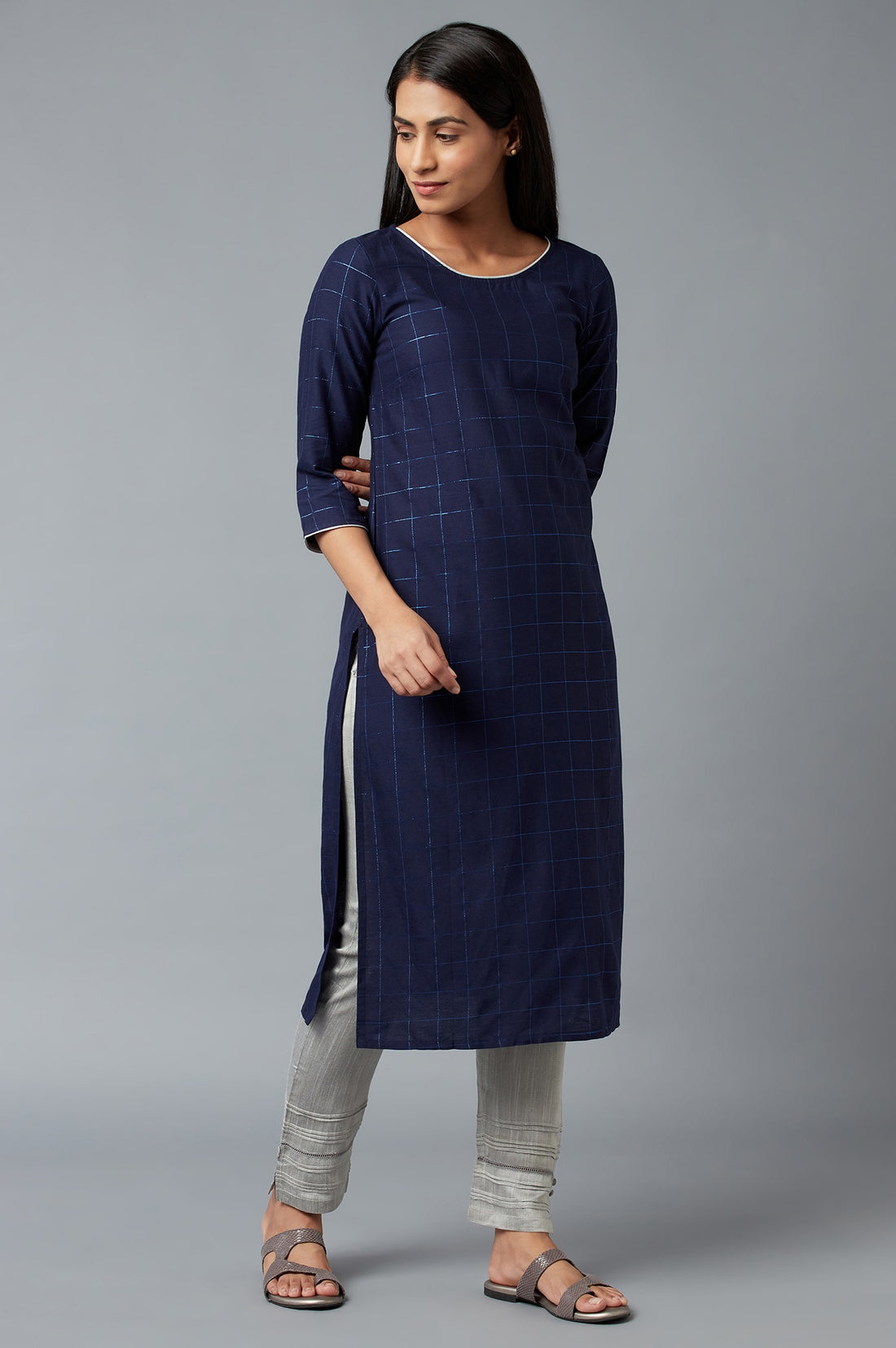 Grey Solid Straight Fit Trousers With Elasticated Waistband