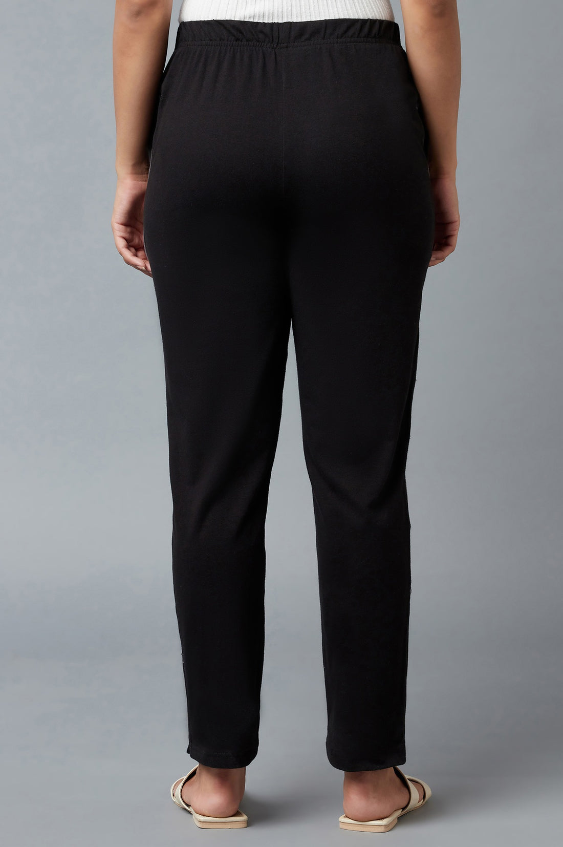 Black Solid Straight Fit Cotton Pants With Elasticated Waist
