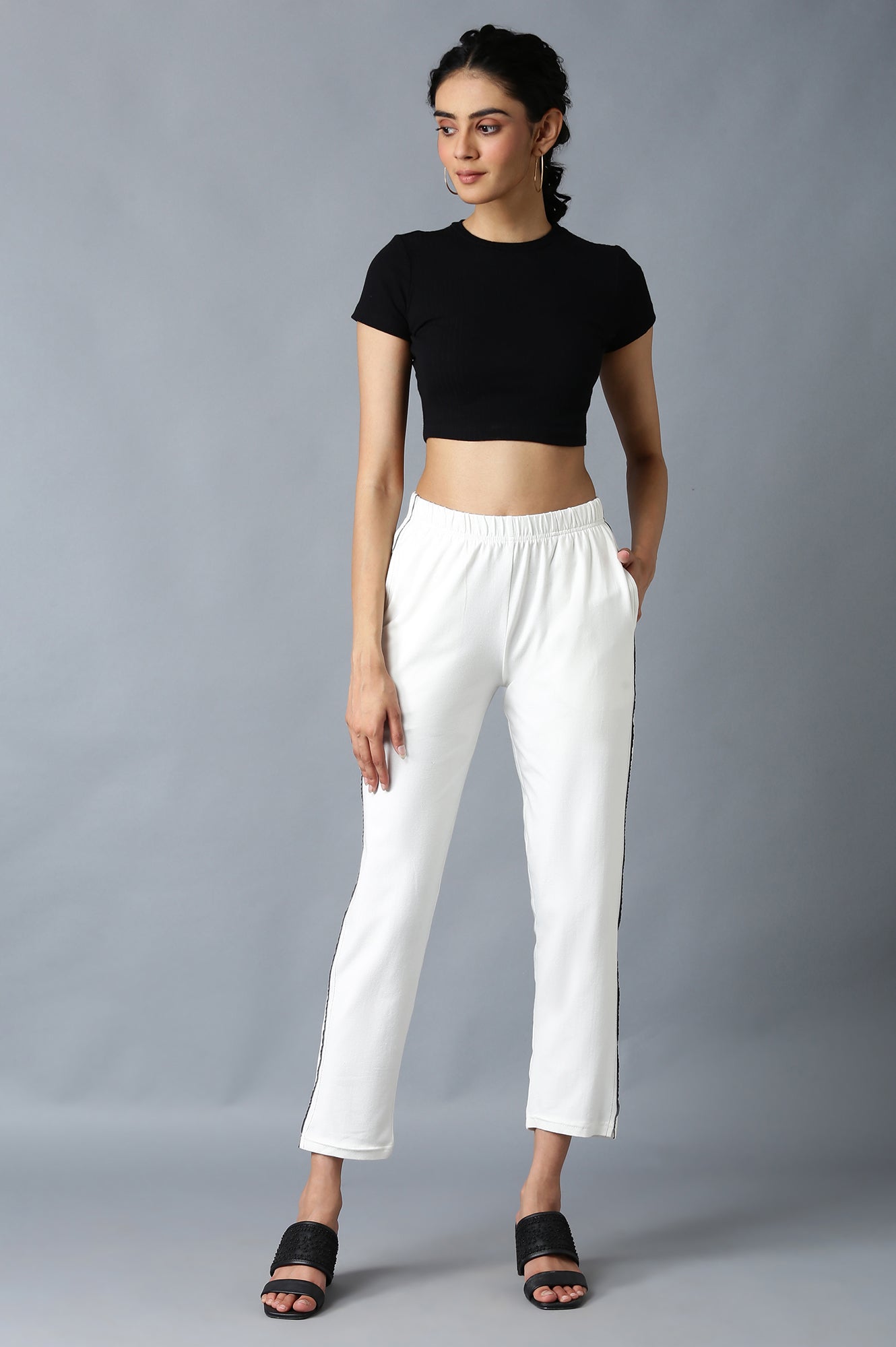 White Ankle Length Jersy Pants