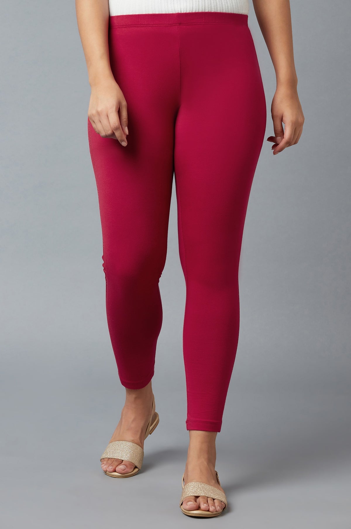 Elleven Women's Red Solid Skinny Cotton Tights With Elasticated Waist - S
