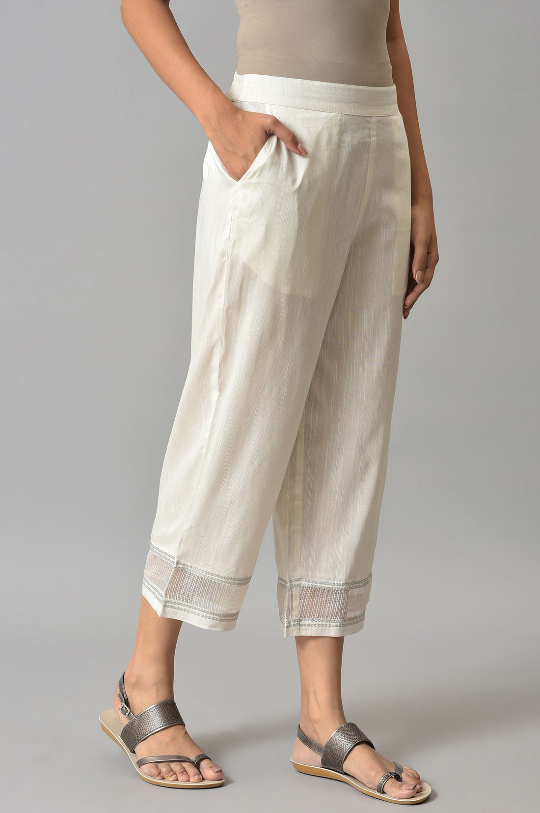 Elleven Women&