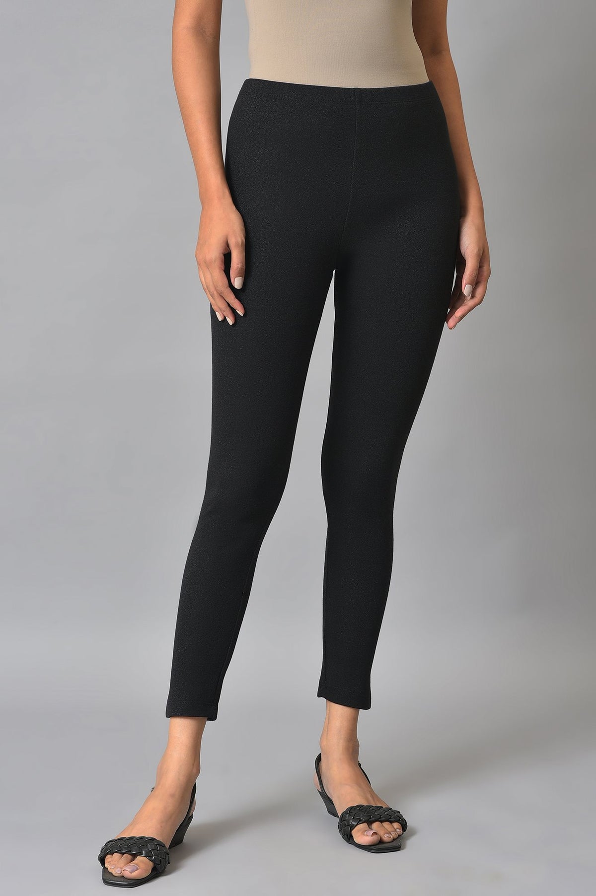 Elleven Women's Black Solid Skinny Fit Tights With Elasticated Waist - S