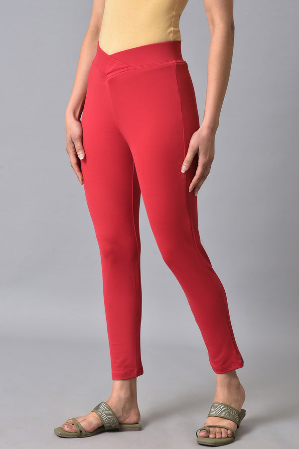 Red Solid Skinny Fit Lycra Tights With Slip On Closure