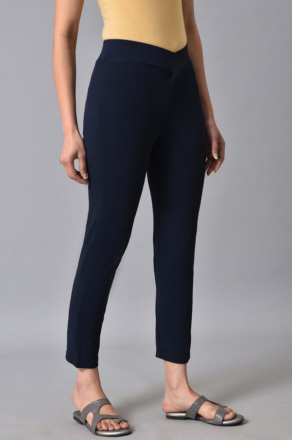 Elleven Women's Navy Blue Solid Skinny Fit Tights With Extra Stretch
