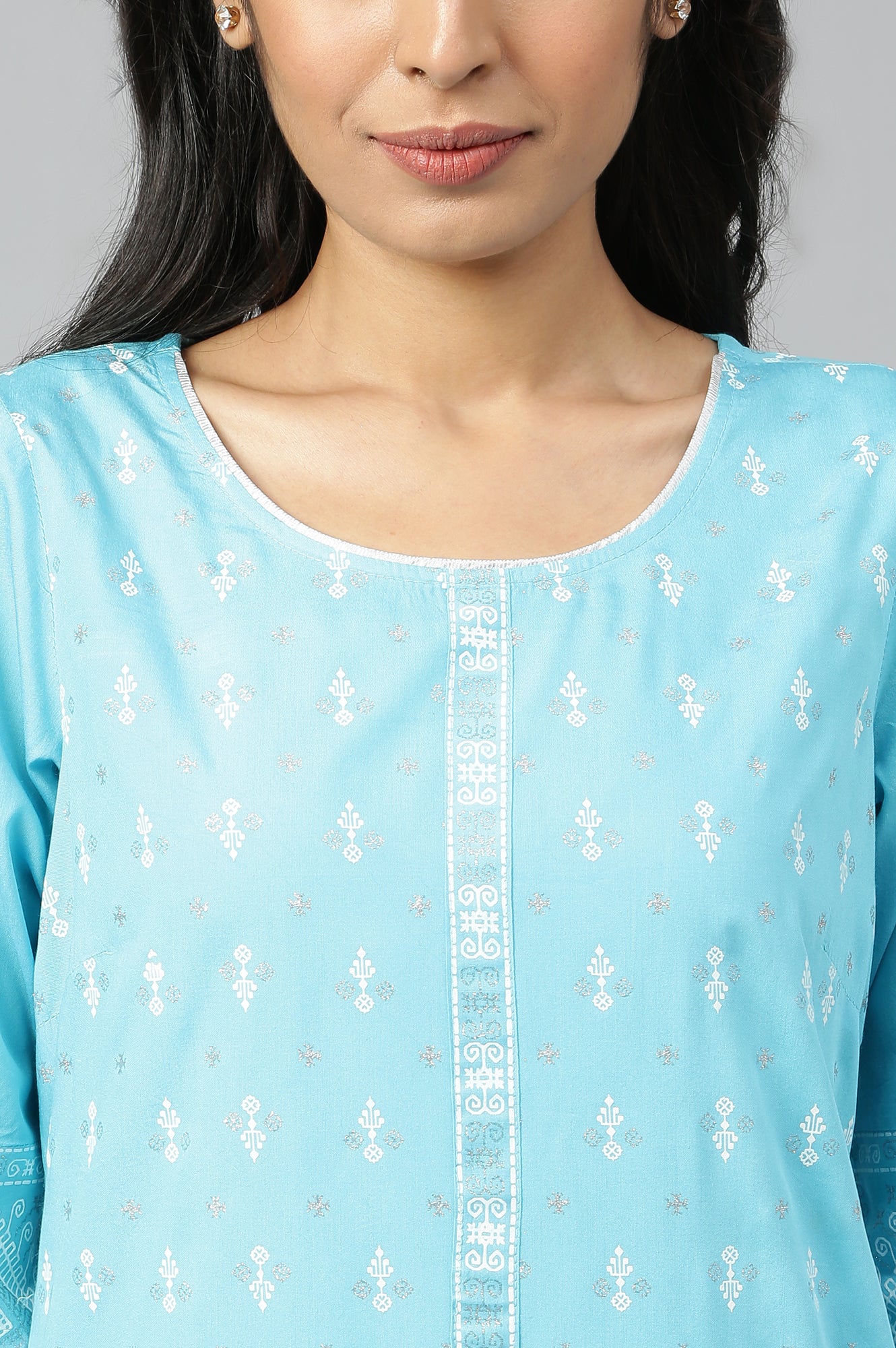 Blue Straight Casual kurta in Round Neck