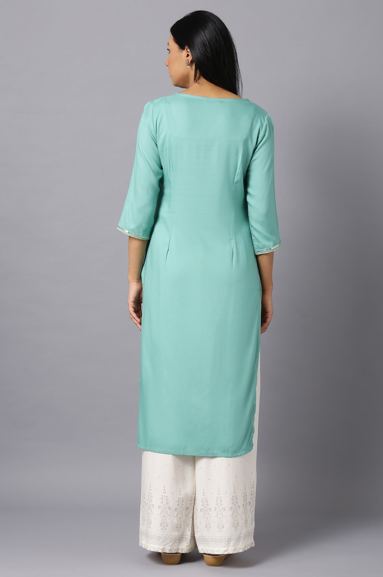 Green Thread Embroidered kurta in Mughal Print