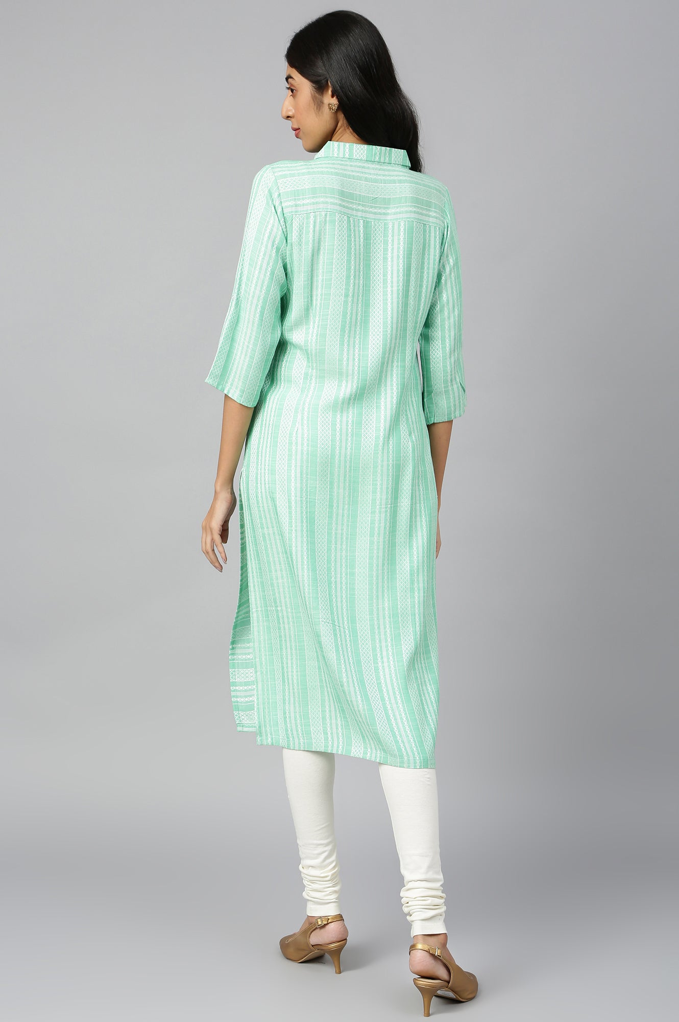 Green Ethnic Shirt Collar kurta in Geometric Print