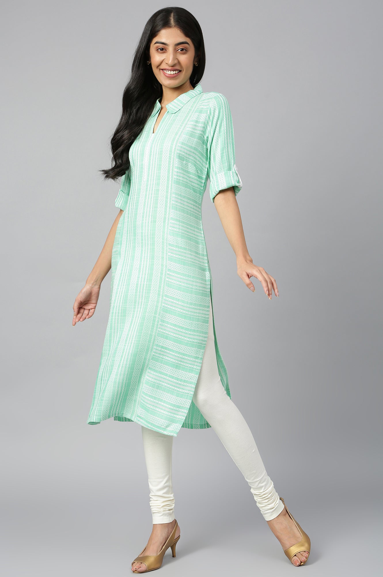 Green Ethnic Shirt Collar kurta in Geometric Print