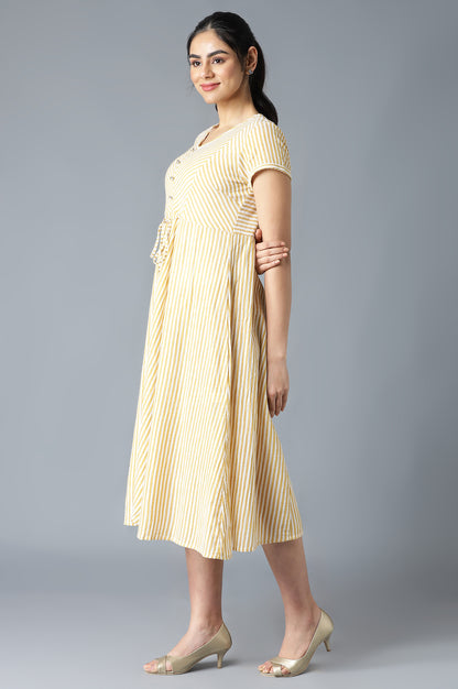 Custard Yellow Yarn-Dyed Printed Dress in V-neck