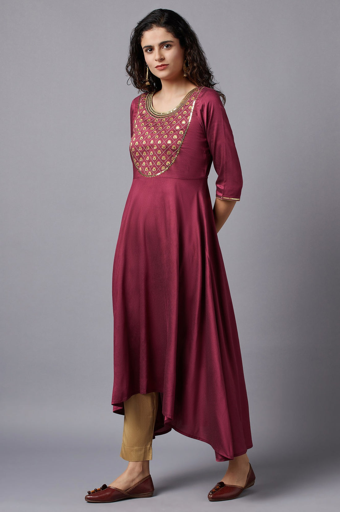 Red Flared Embroidered kurta
