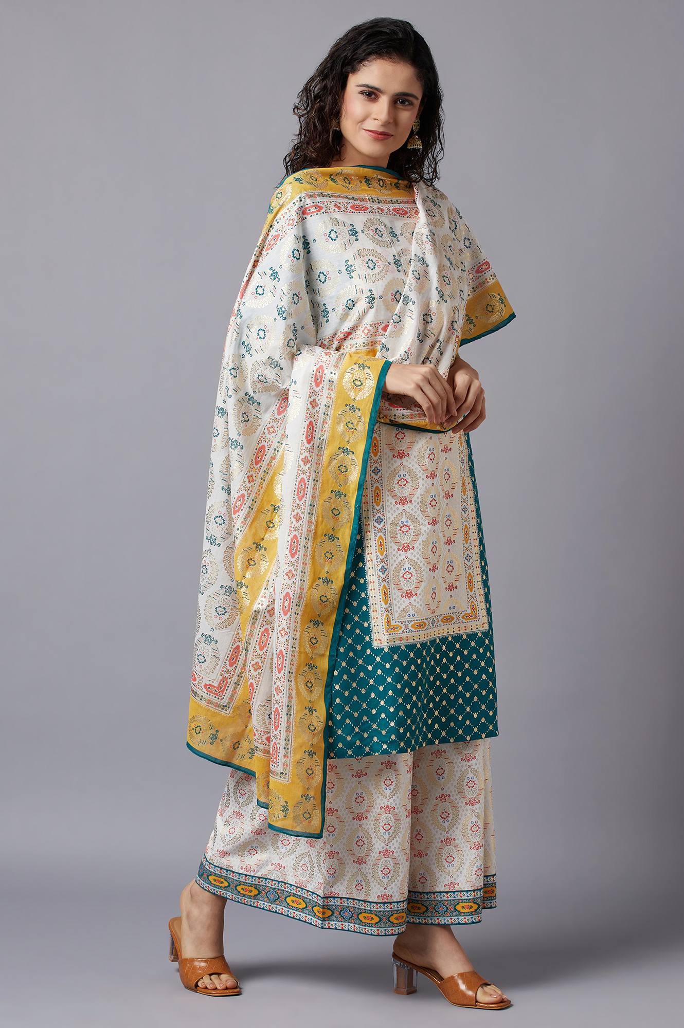 White Printed Chiffon kurta