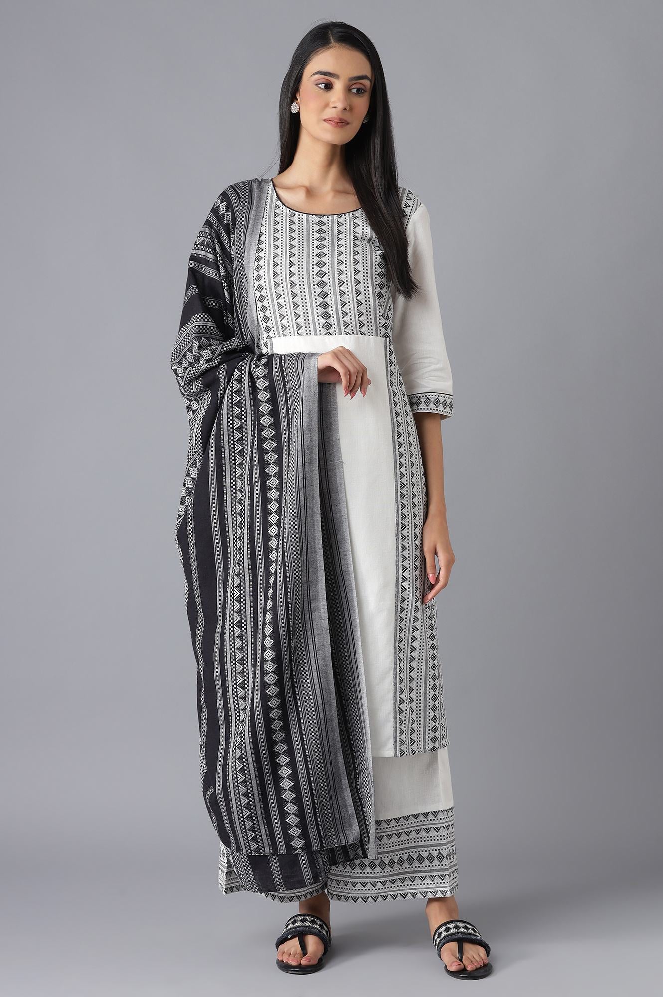 Grey Yarn-Dyed kurta Straight Palazzo and Dupatta Set