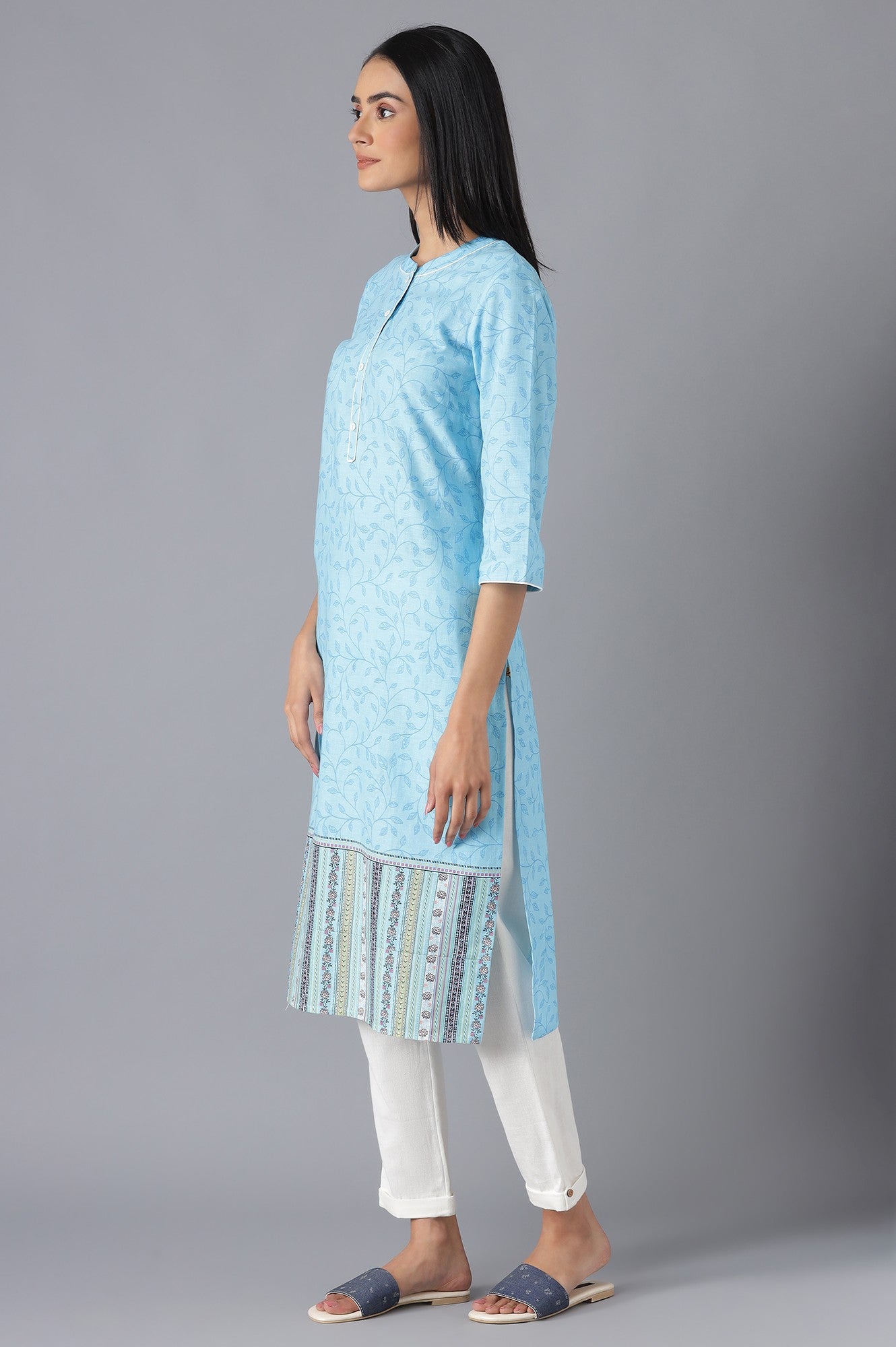 Blue Yarn-Dyed kurta with Trousers