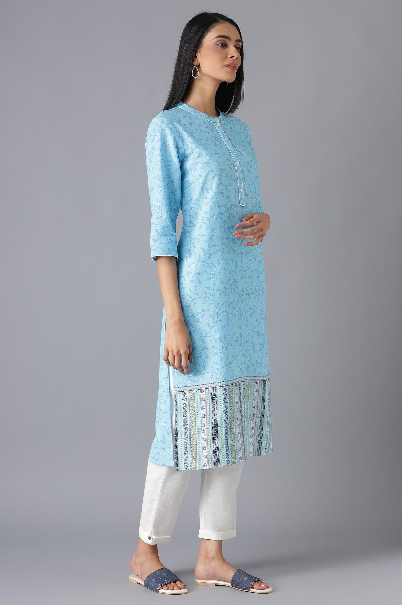 Blue Yarn-Dyed kurta with Trousers