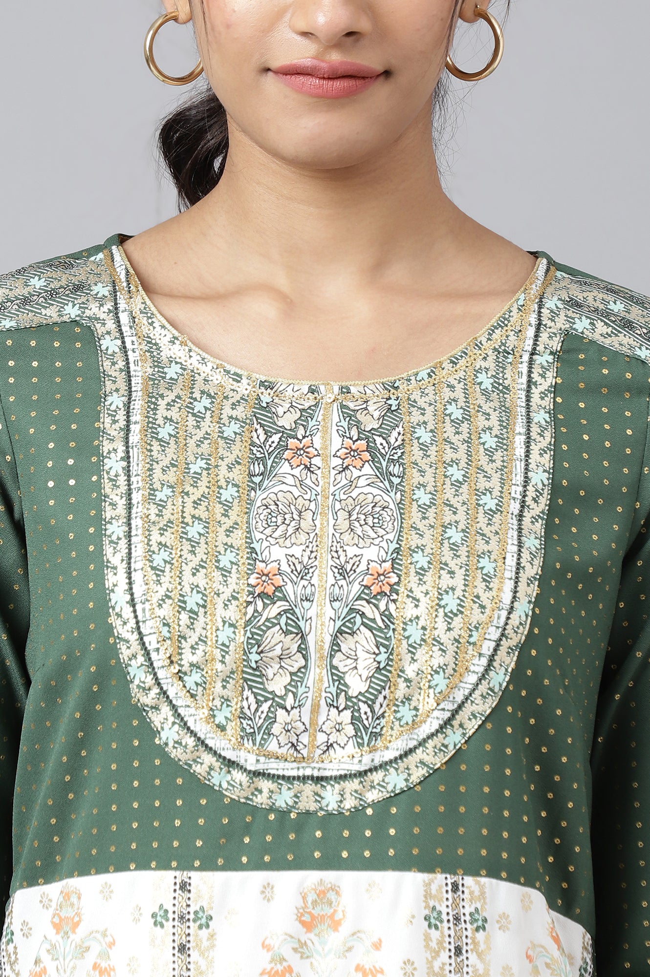 Green Printed kurta, Skirt and Dupatta Set