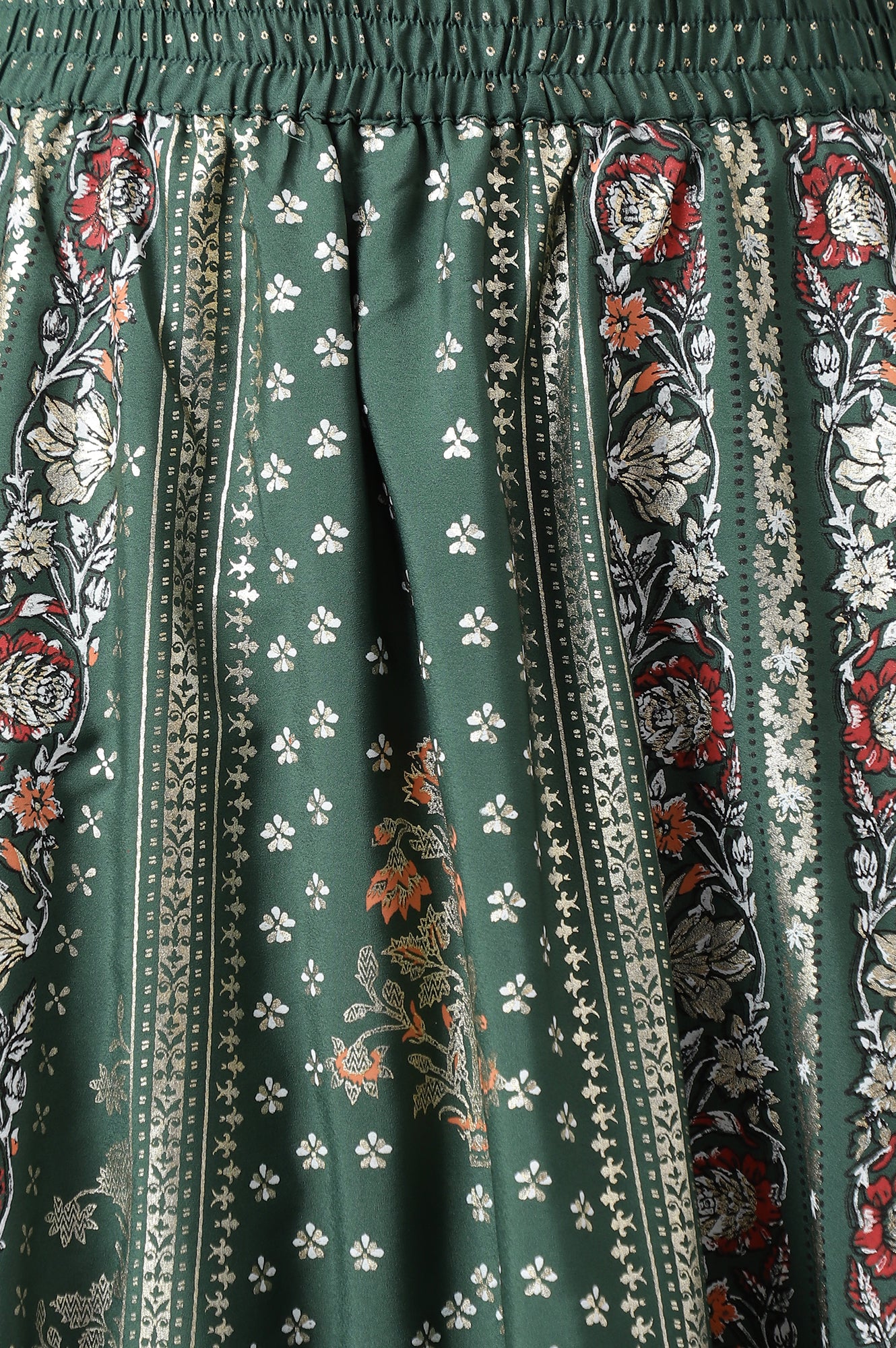 Green Printed kurta, Skirt and Dupatta Set