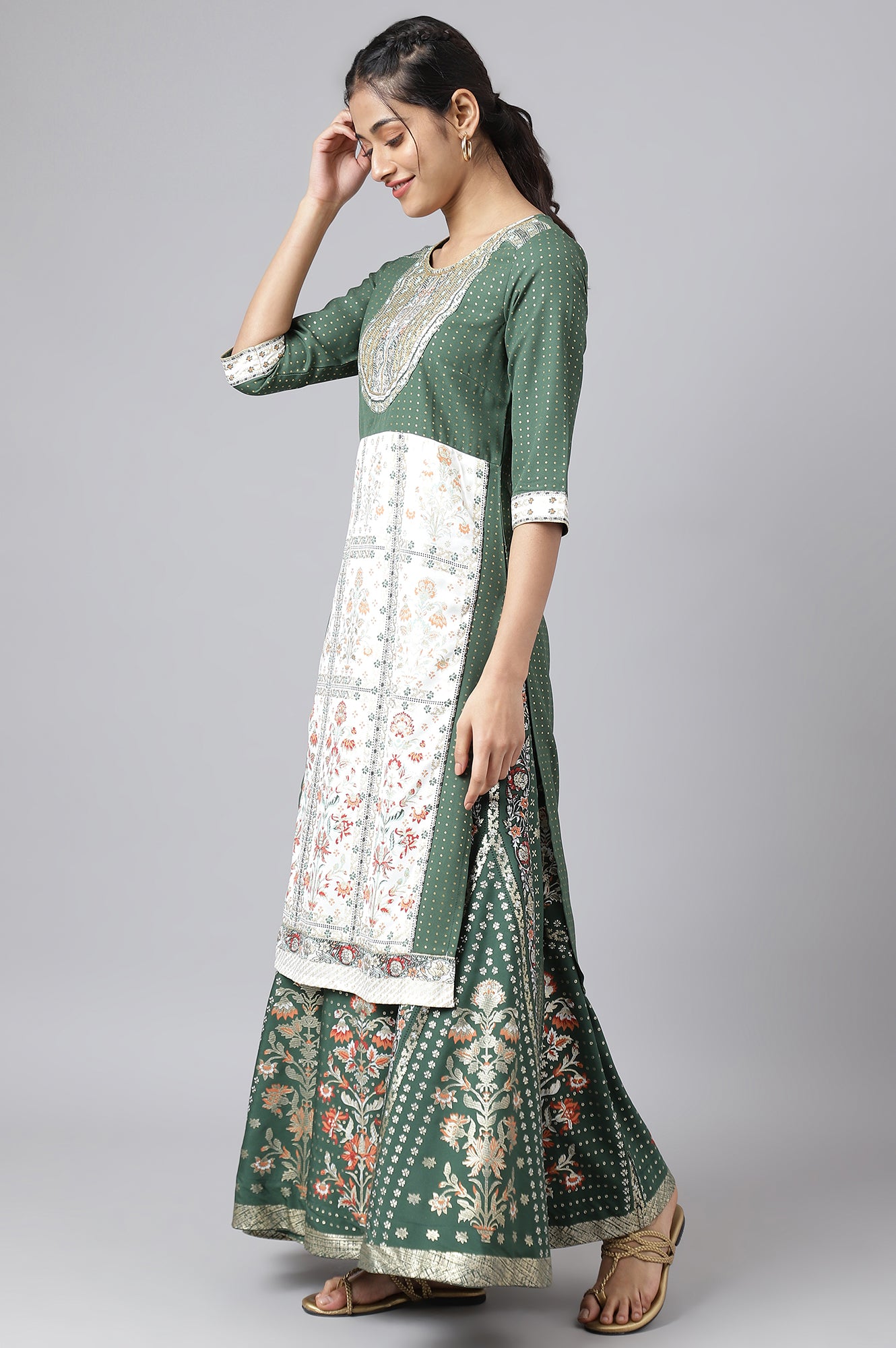 Green Printed kurta, Skirt and Dupatta Set