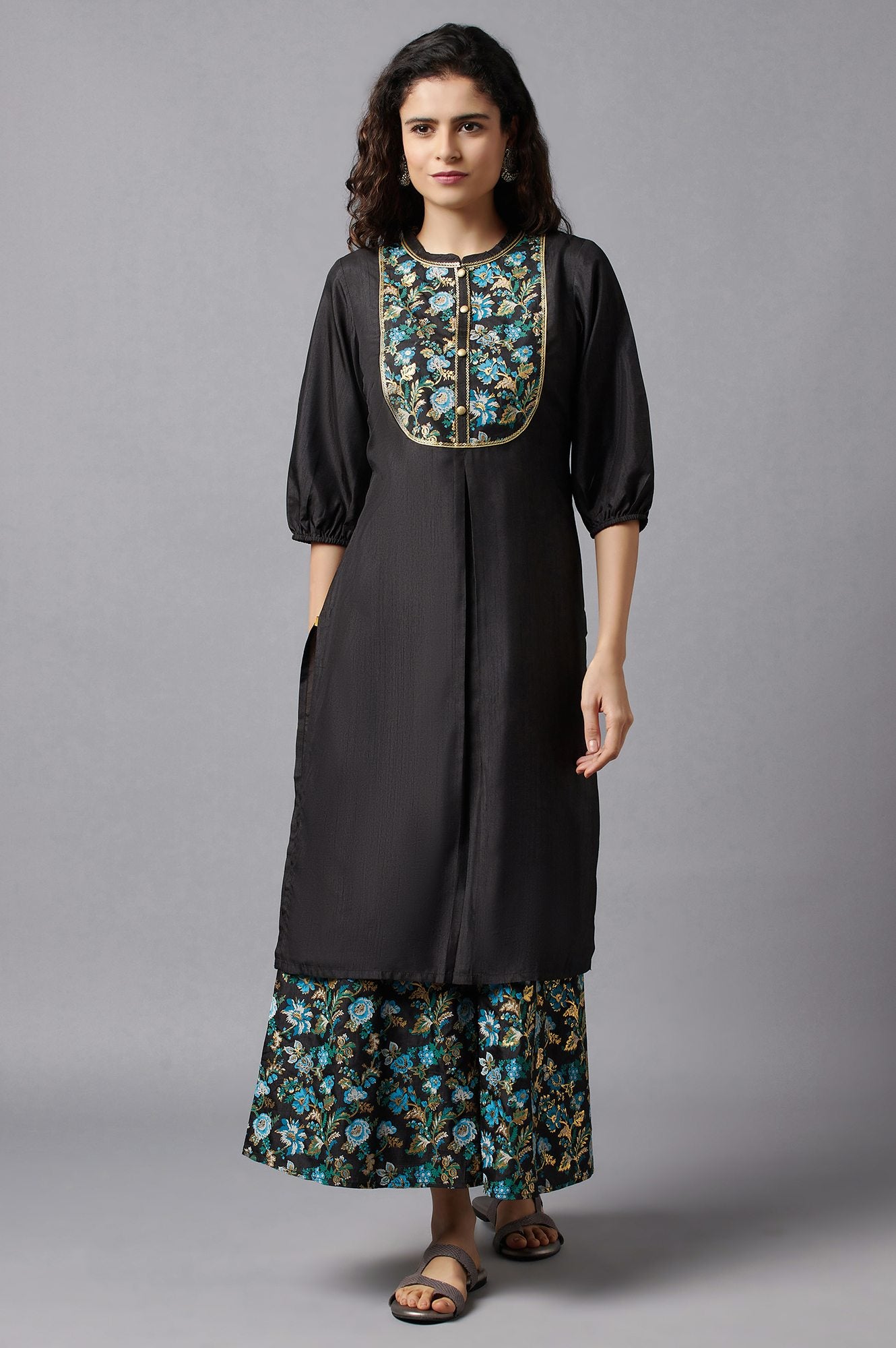 Black Ethnic kurta with Culottes