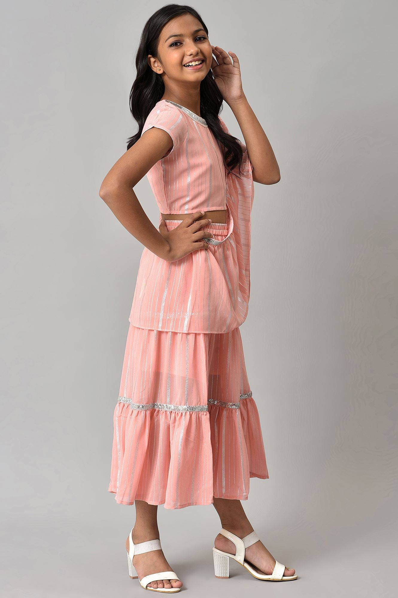 Girls Pink Round Neck kurta With Skirt And Dupatta