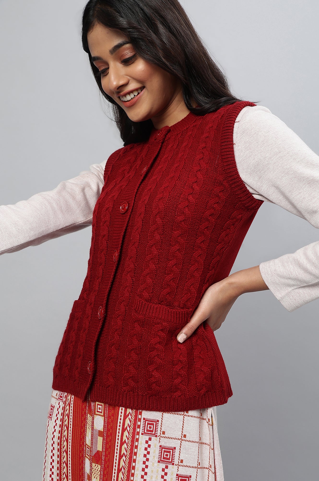 Red Sleeveless Women Short Sweater