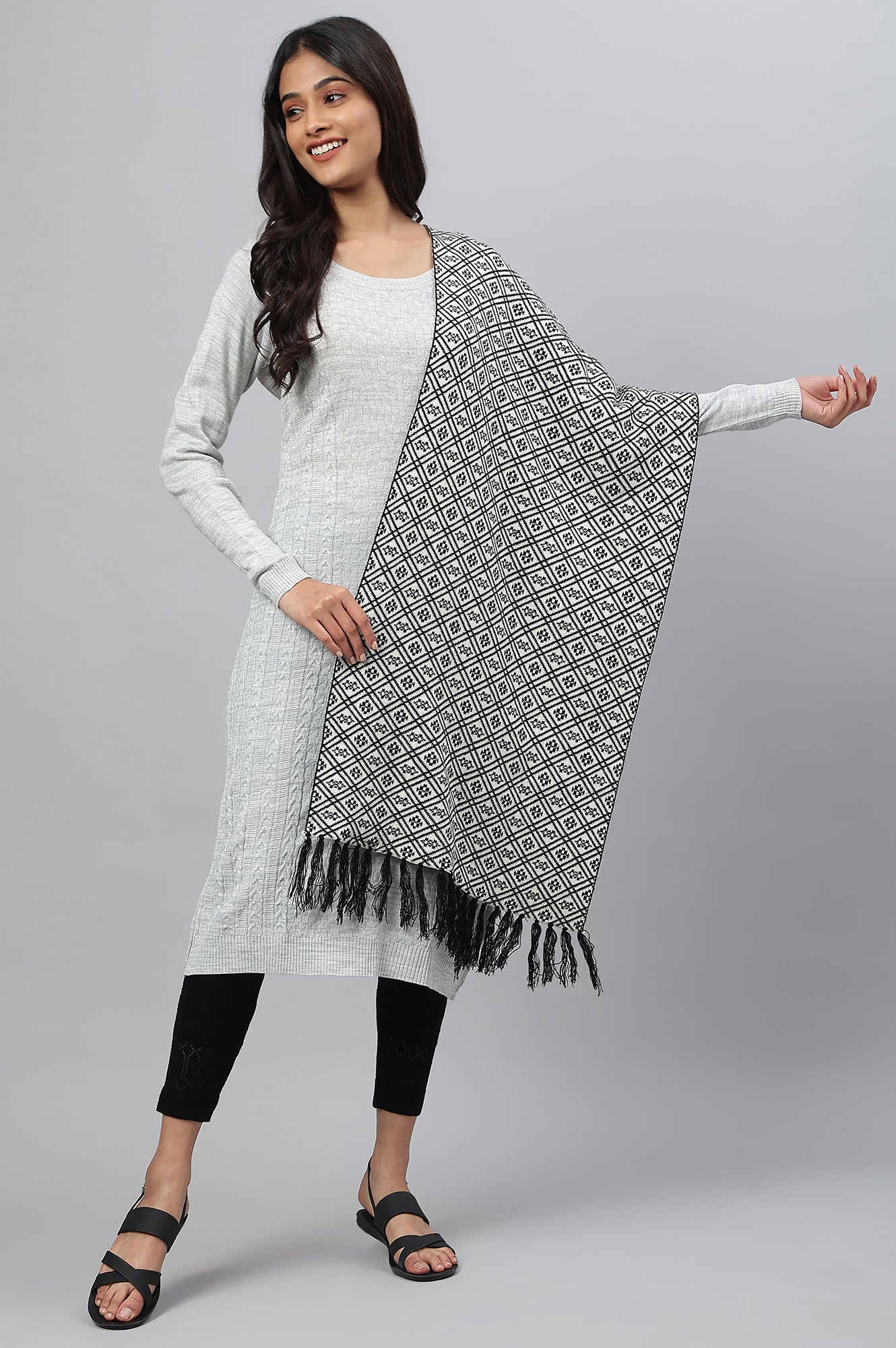 White Yarn-Dyed Women Muffler