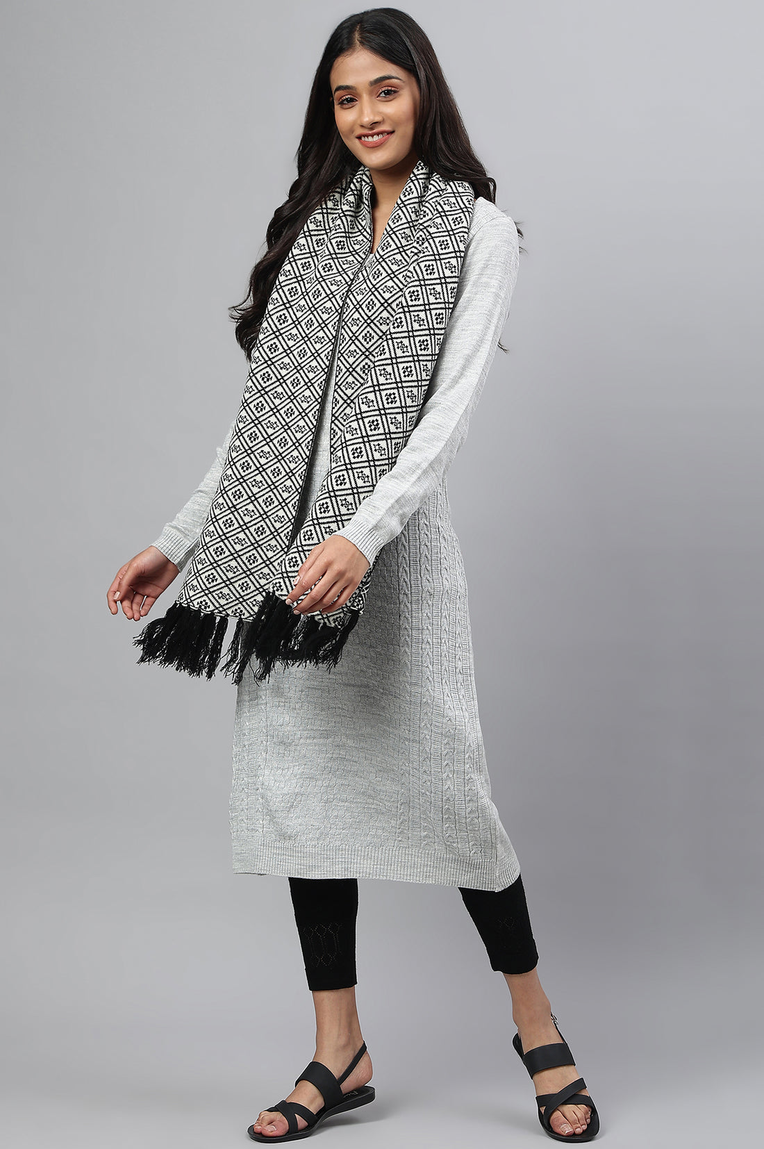 White Yarn-Dyed Women Muffler