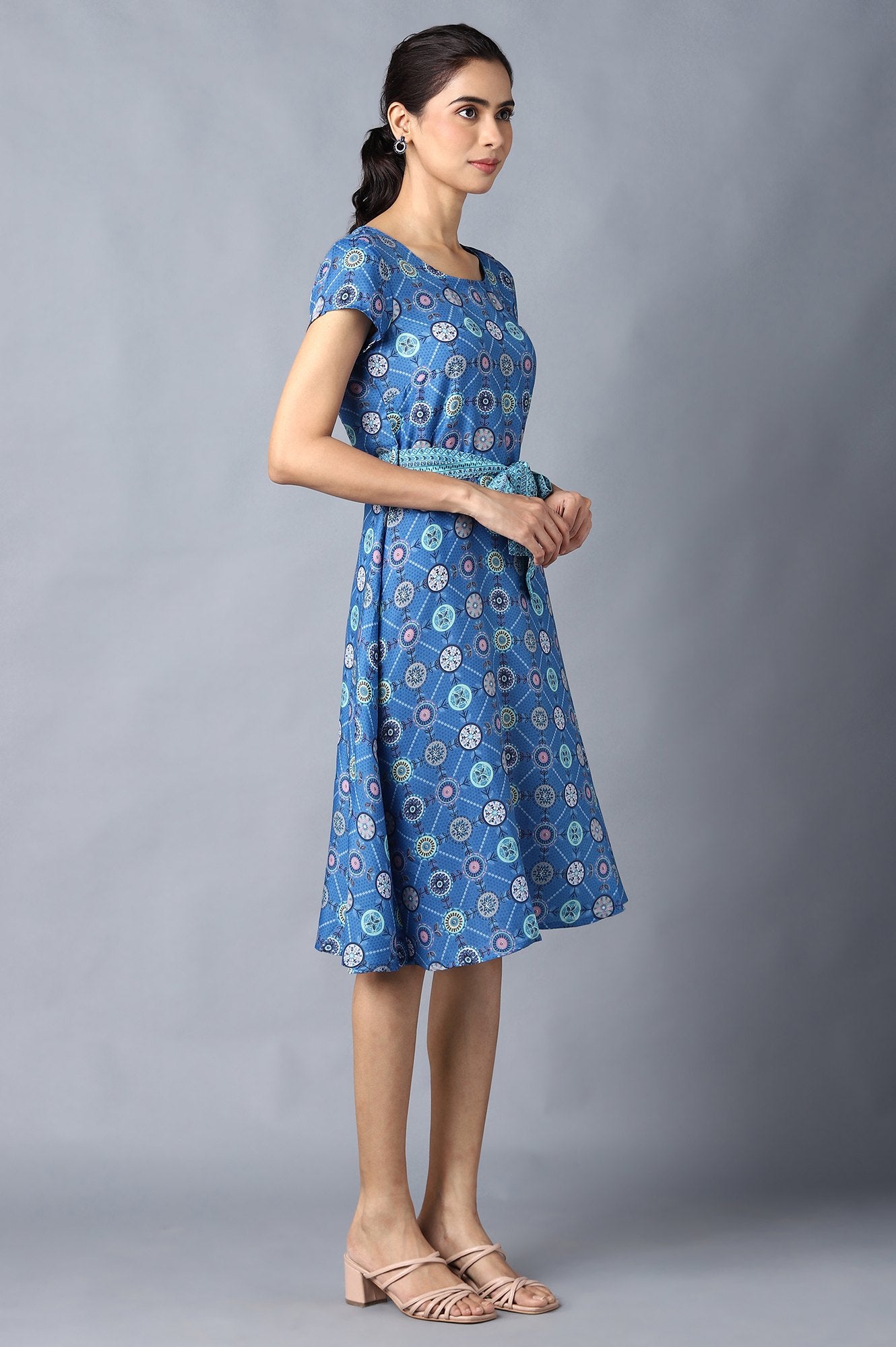 Blue Circular Floral Printed Dress In Round Neck