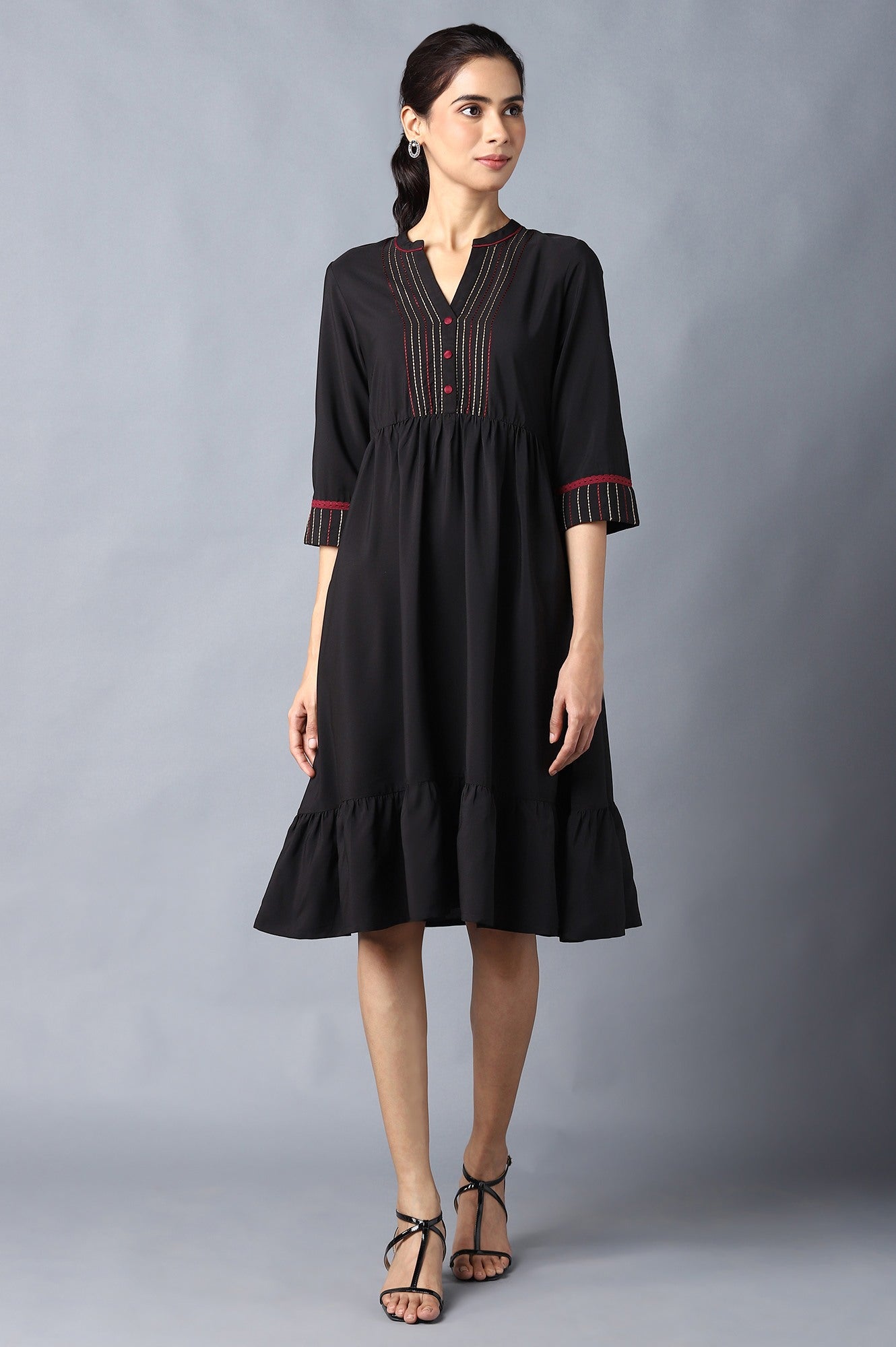 Aure Collection By Aurelia Black Circular Embroidered Dress