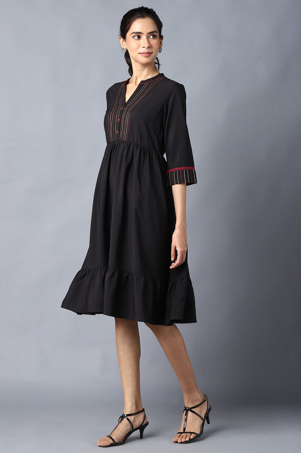 Aure Collection By Aurelia Black Circular Embroidered Dress