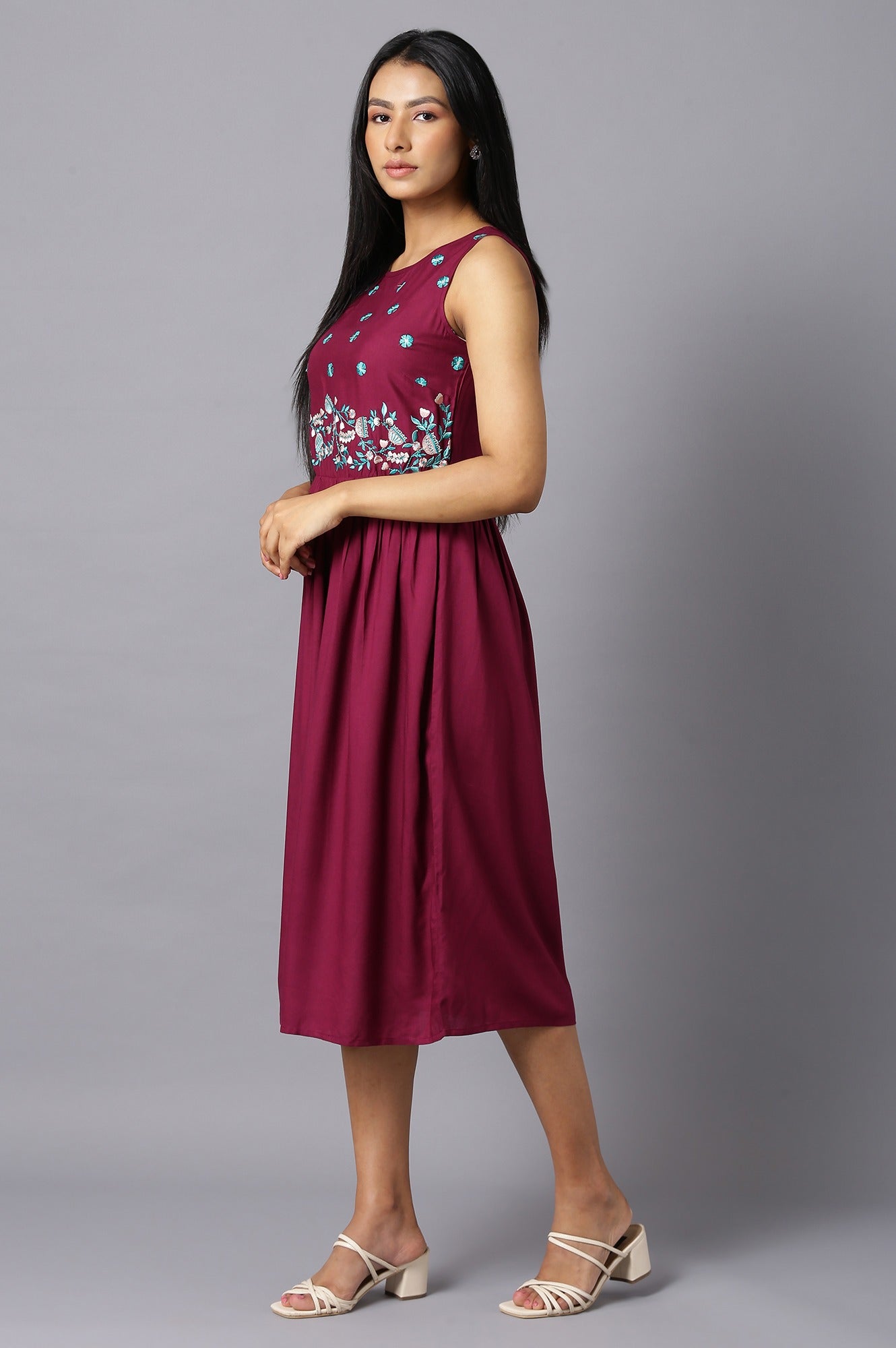 Aure Collection By Aurelia Purple Sleeveless Embroidered Dress