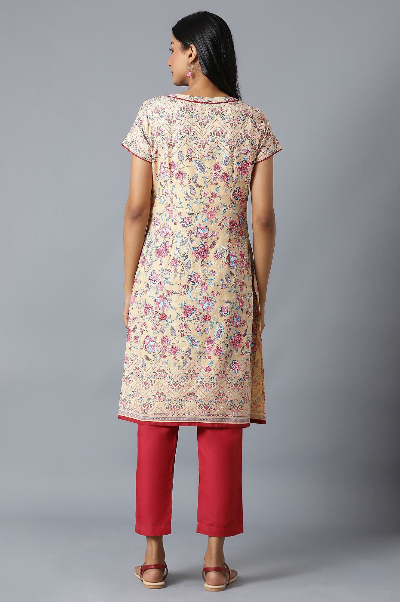 Natural Floral Printed kurta In Band With V Neck With Maroon Solid Trousers