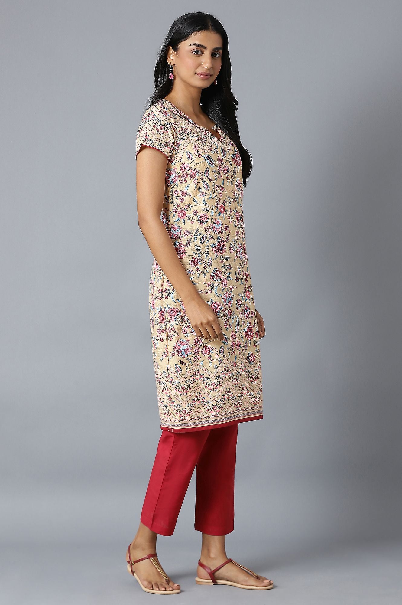 Natural Floral Printed kurta In Band With V Neck With Maroon Solid Trousers