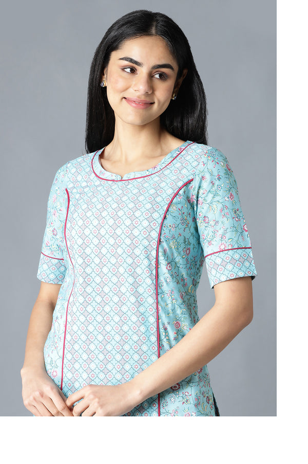 Blue Floral Printed kurta In Round Neck With Pink Solid Trousers