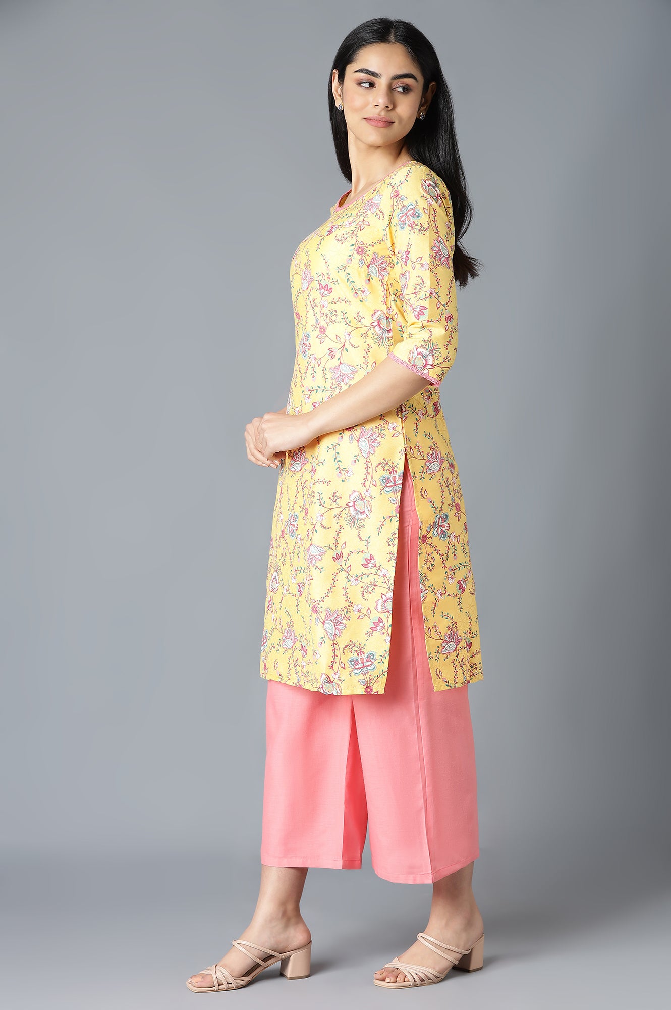 Yellow Floral Printed kurta In Round Neck With Pink Straight Palazzo