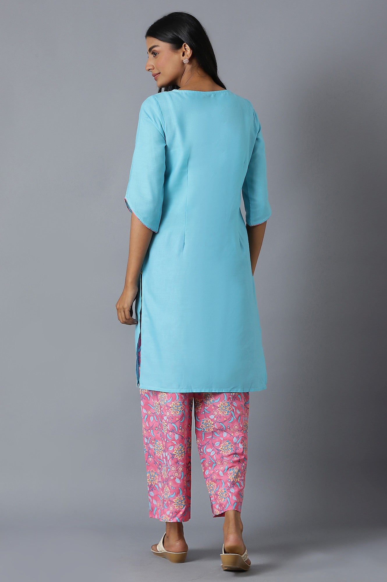 Sky Blue Ethnic Round Neck Embroidered kurta With Pink Printed Culottes