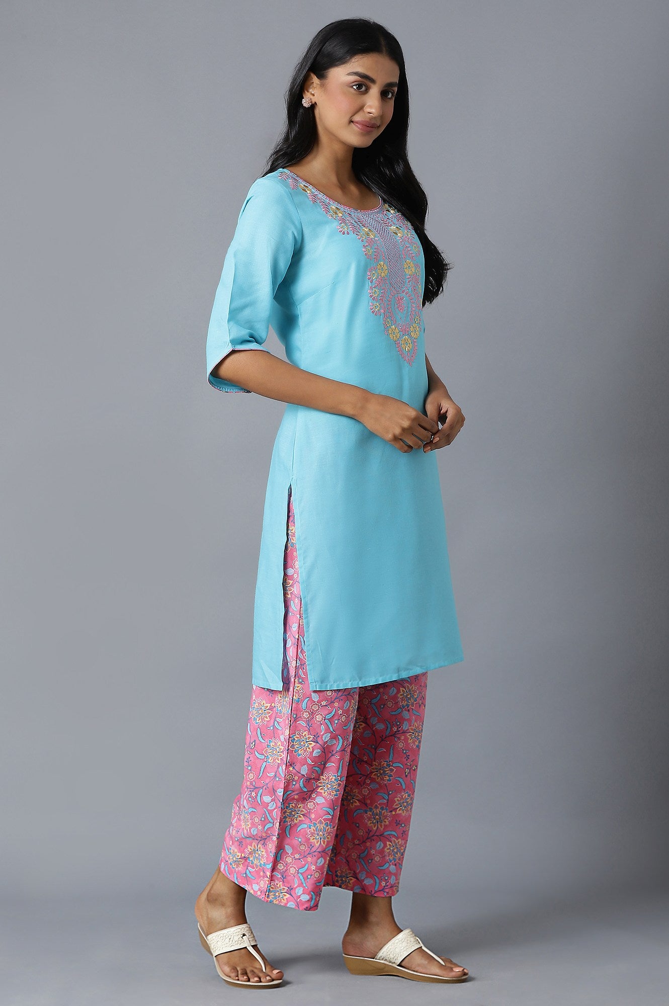 Sky Blue Ethnic Round Neck Embroidered kurta With Pink Printed Culottes