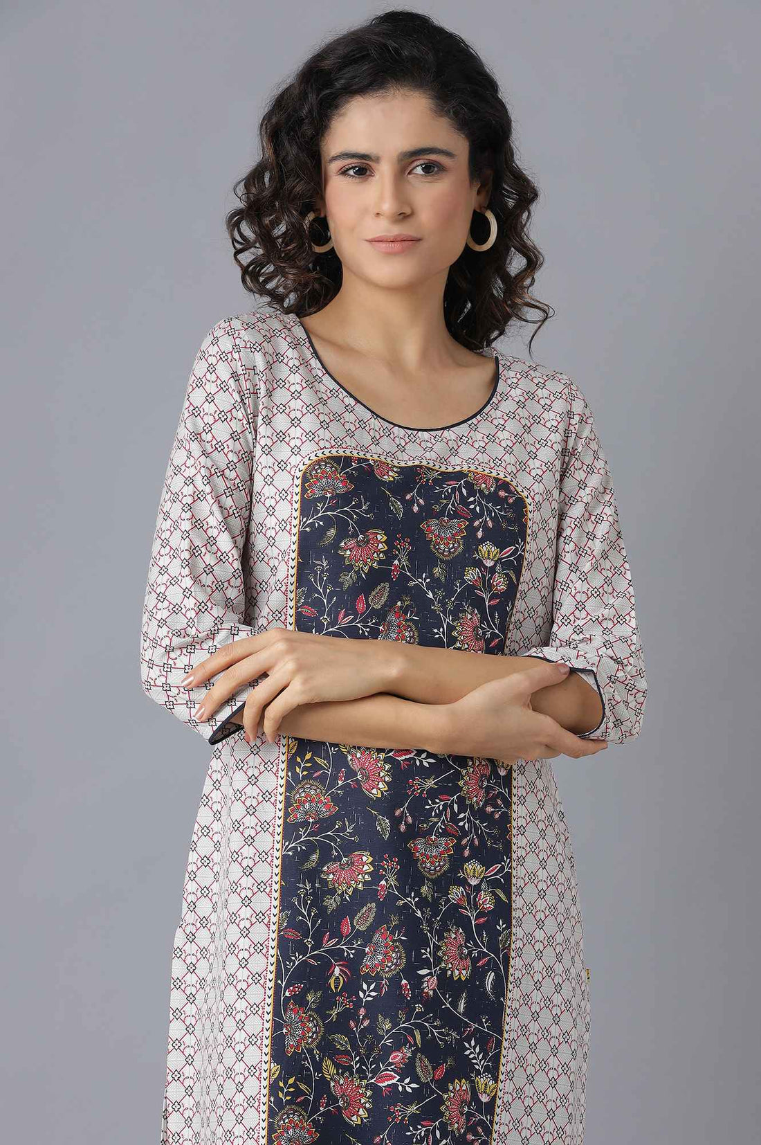 Grey Floral Print kurta and Blue Trousers Set