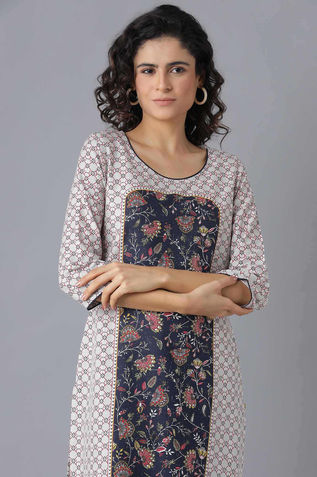 Grey Floral Print kurta and Blue Trousers Set