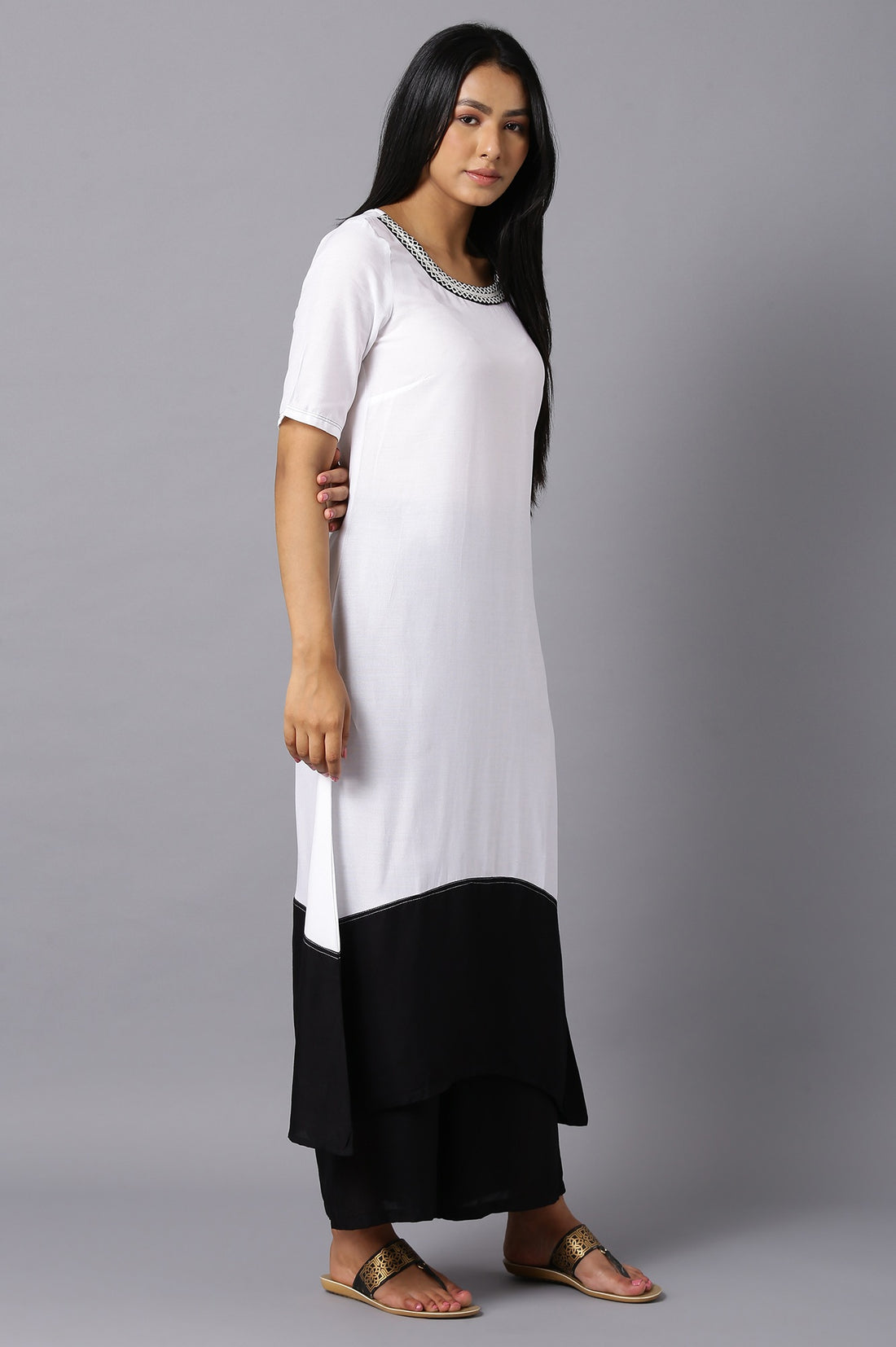 Aure Collection By Aurelia White Embroidered kurta With Black Palazzo