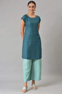 Blue Embroidered kurta With Straight Palazzo